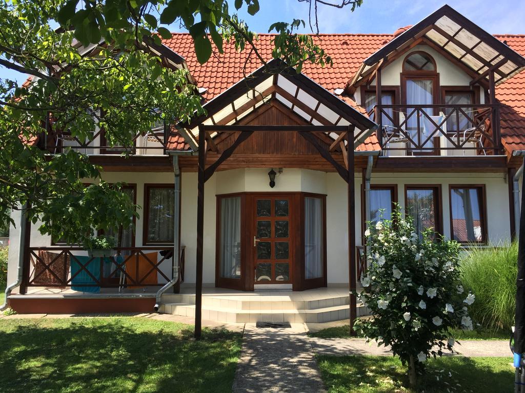 Tóth Vendégház Buk Exterior foto